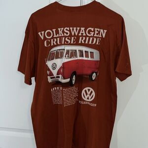 VW Bus Kombi Camper Van Surfer Dude T-Shirt Size L Retro VW Volkswagon Beach ✌️